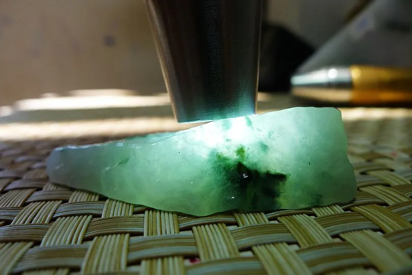 Natural Jade Rough Jadeite Raw (52g,6.2X3.5X1.5cm)