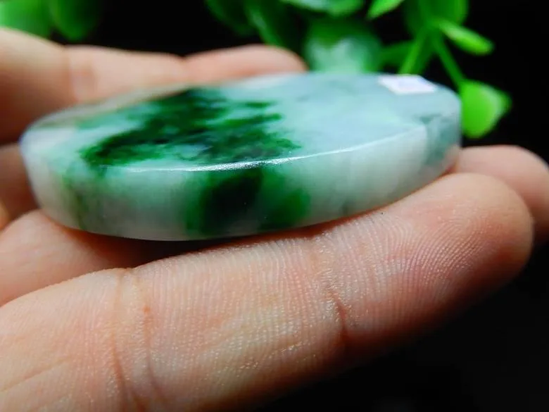 Natural Jade Rough Jadeite Raw (53g, 54X54X7.8mm)