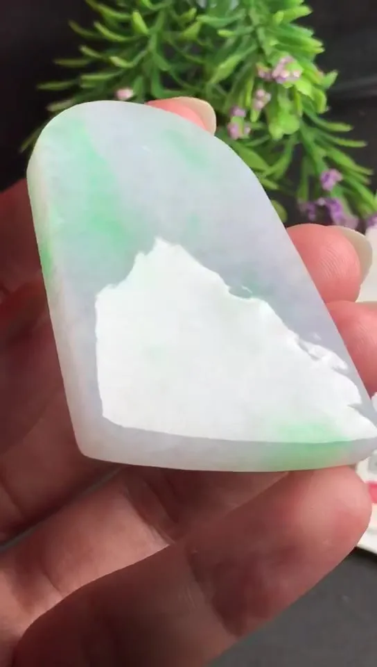 Natural Jade Rough Jadeite Raw (5.5x3.8x0.57cm)-S6304