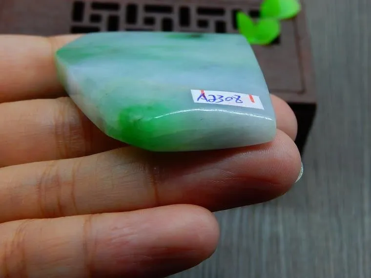 Natural Jade Rough Jadeite Raw (56g, 65X38X8.9mm)