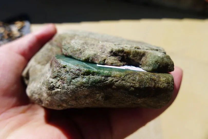 Natural Jade Rough Jadeite Raw 605g
