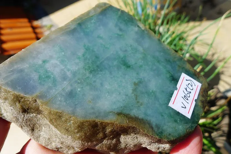 Natural Jade Rough Jadeite Raw 605g
