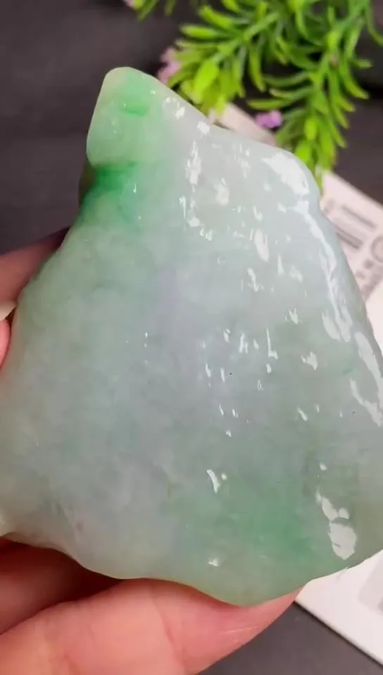 Natural Jade Rough Jadeite Raw (6.0X5.6X2.0cm)-S6941