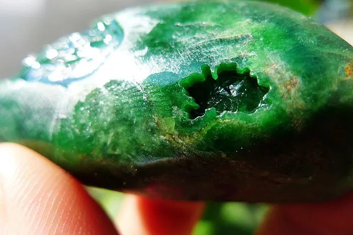 Natural Jade Rough Jadeite Raw (63g,5.1X2.6X2.3cm)