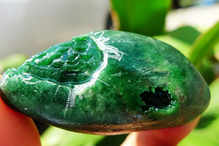 Natural Jade Rough Jadeite Raw (63g,5.1X2.6X2.3cm)