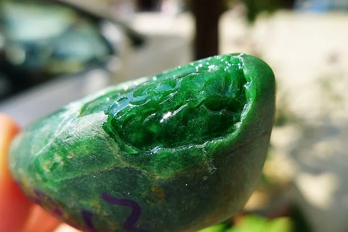 Natural Jade Rough Jadeite Raw (63g,5.1X2.6X2.3cm)