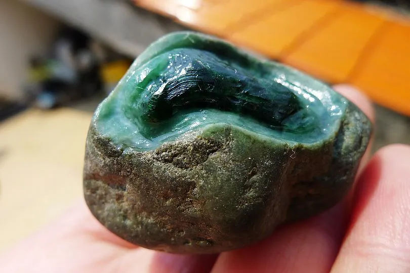 Natural Jade Rough Jadeite Raw (73g,5.3X3.4X2.9cm)