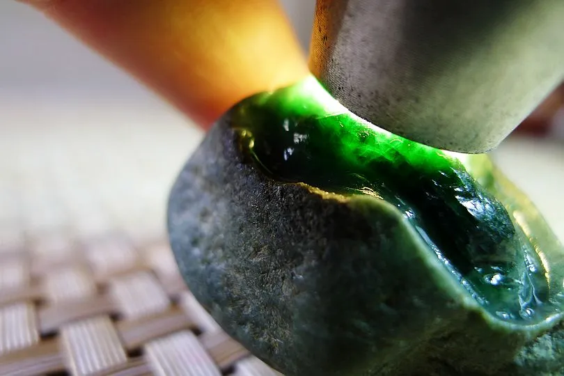 Natural Jade Rough Jadeite Raw (73g,5.3X3.4X2.9cm)