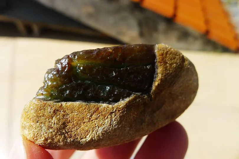 Natural Jade Rough Jadeite Raw (86g,5.3X3.7X2.3cm)