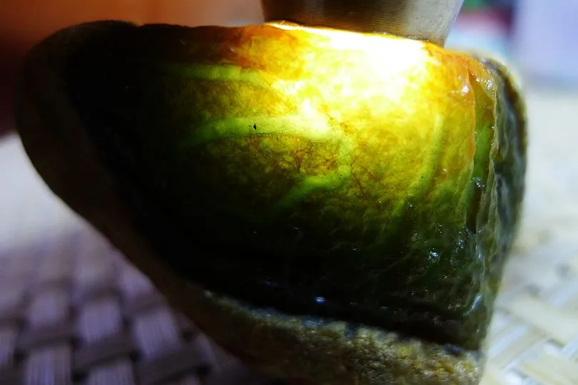 Natural Jade Rough Jadeite Raw (86g,5.3X3.7X2.3cm)