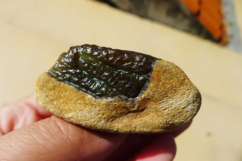 Natural Jade Rough Jadeite Raw (86g,5.3X3.7X2.3cm)