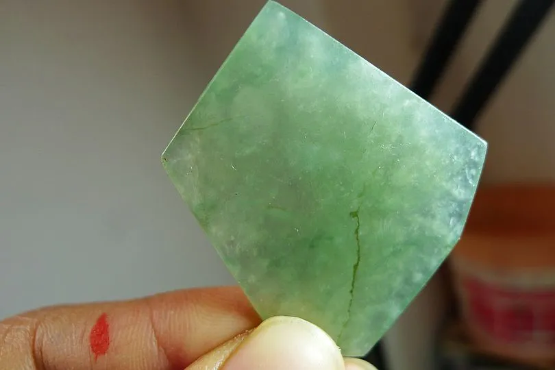 Natural Jade Rough Jadeite Raw 86g
