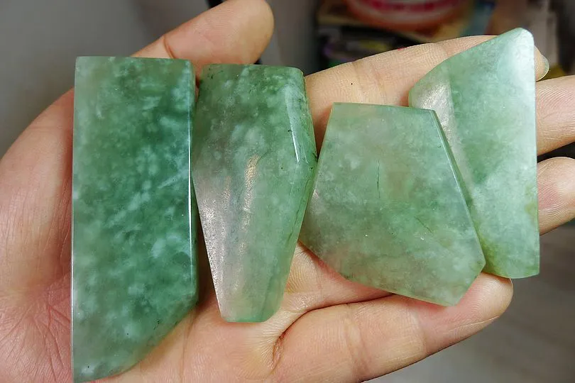 Natural Jade Rough Jadeite Raw 86g