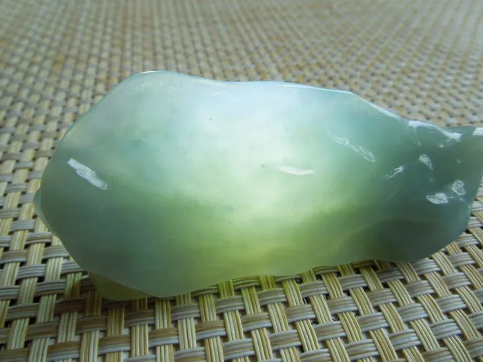Natural Jade Rough Jadeite Raw (87.5g, 92X40X21mm)