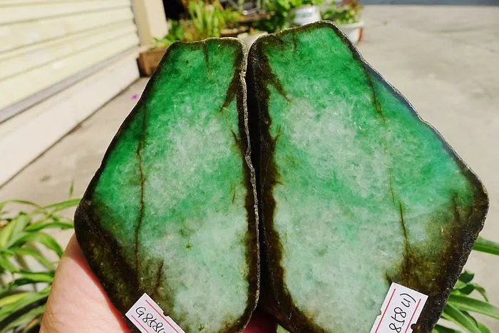 Natural Jade Rough Jadeite Raw 907g