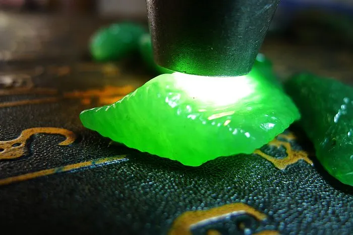 Natural Jade Rough Jadeite Raw B67g