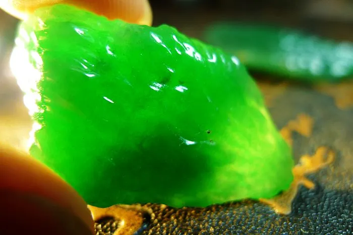 Natural Jade Rough Jadeite Raw B67g