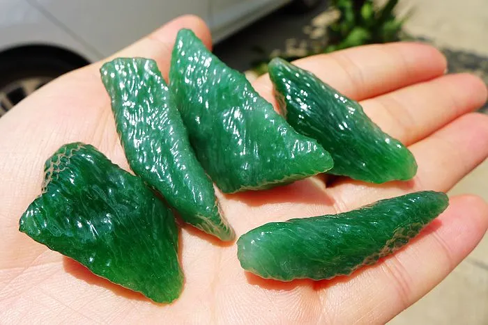 Natural Jade Rough Jadeite Raw B67g