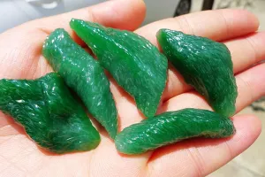 Natural Jade Rough Jadeite Raw B67g