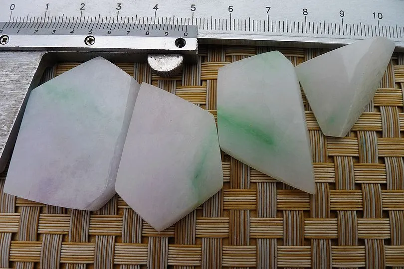 Natural Jade Rough Jadeite Raw S-47g