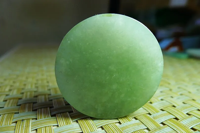 Natural Jade Rough Jadeite Raw S-(54g,3.75X3.75X1.5cm)