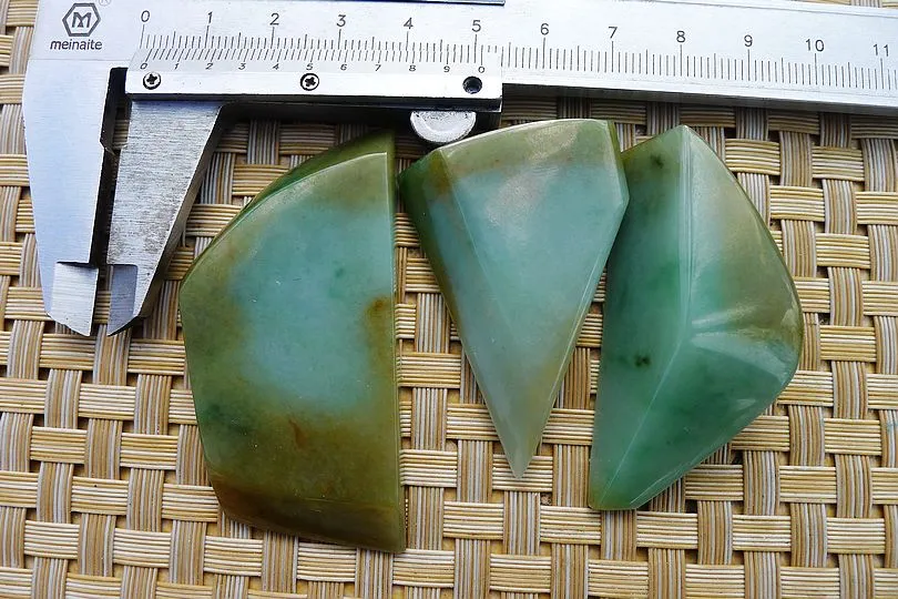 Natural Jade Rough Jadeite Raw S-75g