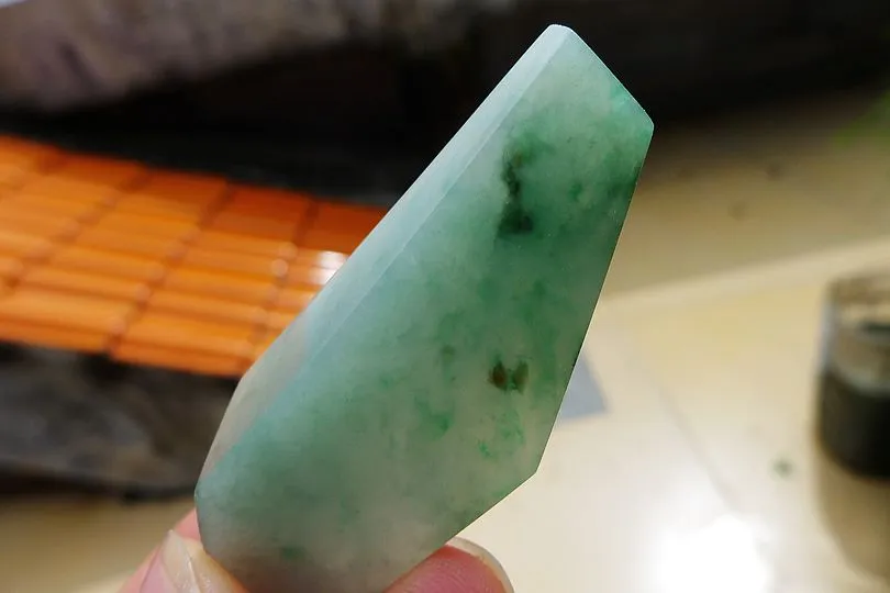 Natural Jade Rough Jadeite Raw SS-31g