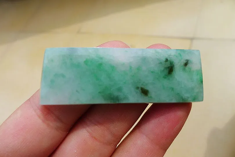 Natural Jade Rough Jadeite Raw SS-31g