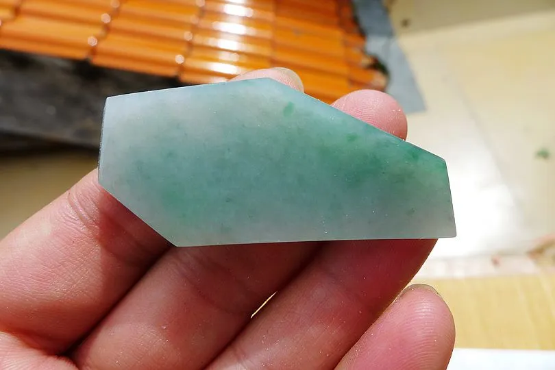 Natural Jade Rough Jadeite Raw SS-31g