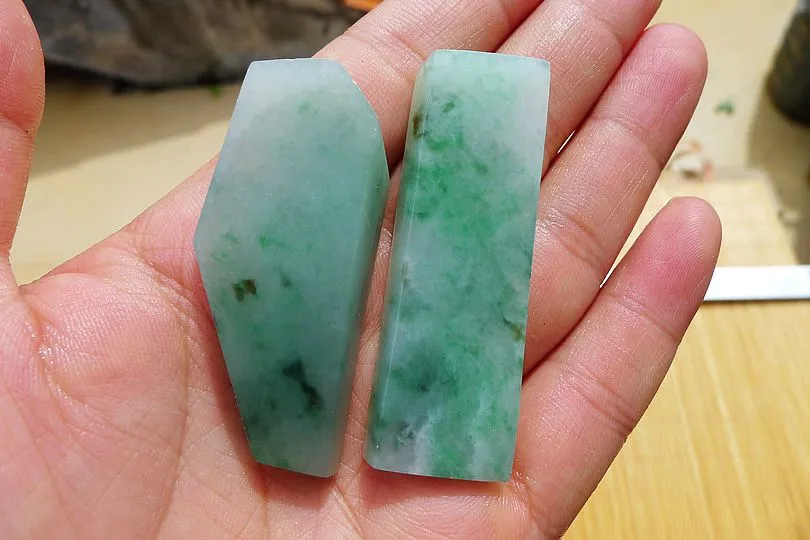 Natural Jade Rough Jadeite Raw SS-31g