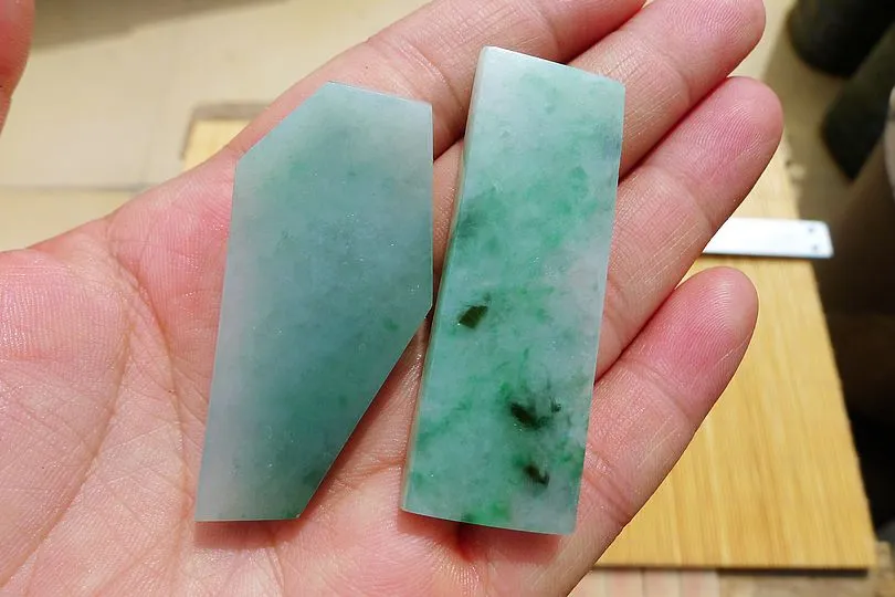 Natural Jade Rough Jadeite Raw SS-31g