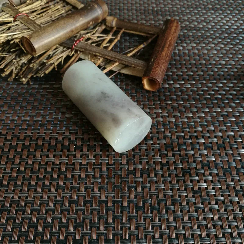 Natural Kunlun Jade Rough Nephrite Raw (113g,6X2.9cm)