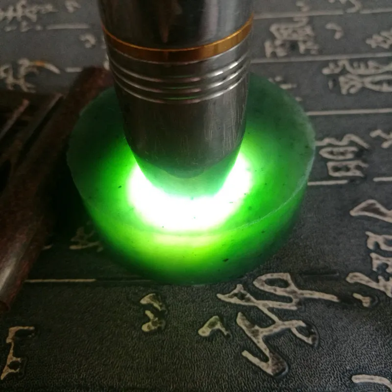 Natural Kunlun Jade Rough Nephrite Raw (149g, 5.7X2cm)