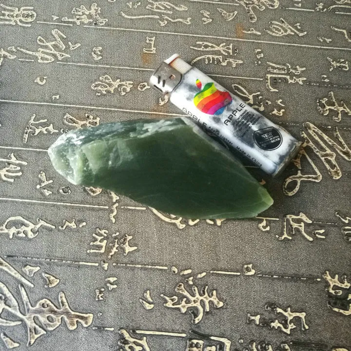 Natural Kunlun Jade Rough Nephrite Raw (175g, 10X4.5X4.5cm)