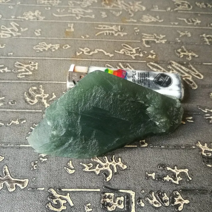 Natural Kunlun Jade Rough Nephrite Raw (175g, 10X4.5X4.5cm)