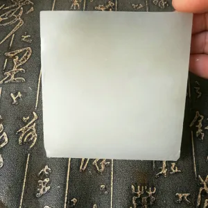 Natural Kunlun Jade Rough Nephrite Raw (181g, 8X8X0.9cm)