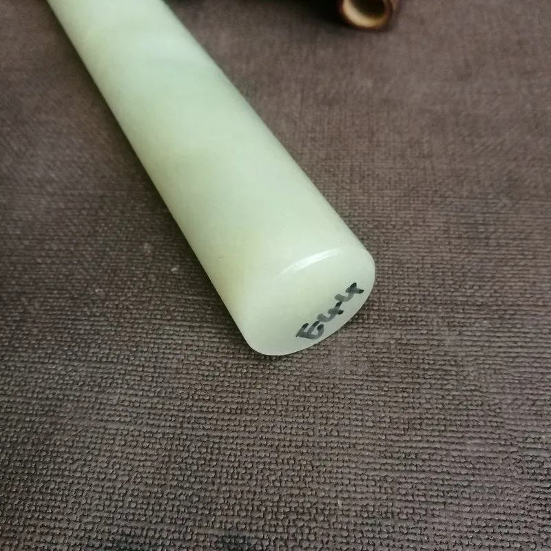 Natural Kunlun Jade Rough Nephrite Raw (240g, 15x2.6cm)