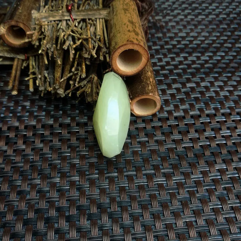 Natural Kunlun Jade Rough Nephrite Raw (24g,3.9X2.9X1.6cm)