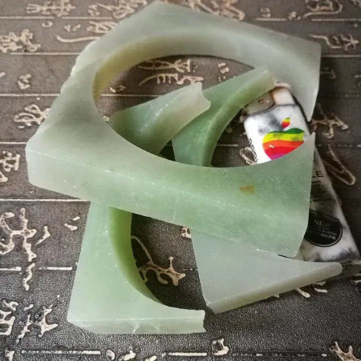 Natural Kunlun Jade Rough Nephrite Raw 252g