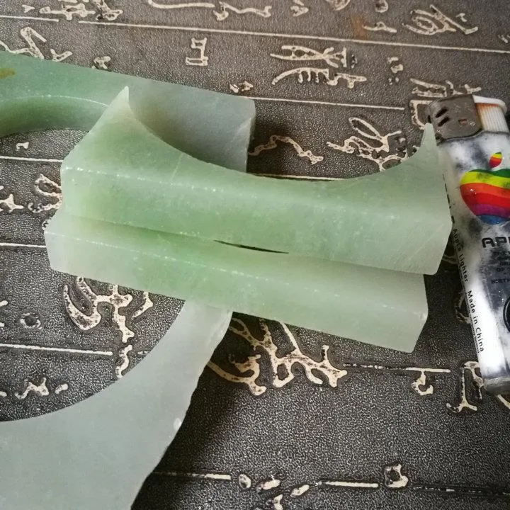 Natural Kunlun Jade Rough Nephrite Raw 252g