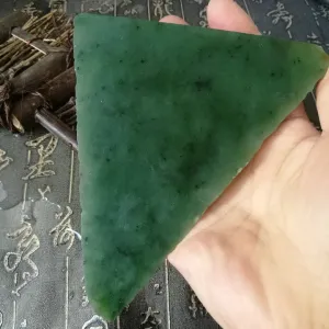 Natural Kunlun Jade Rough Nephrite Raw (253g, 11.5X10X2.7cm)