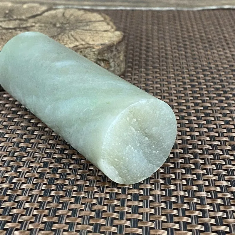 Natural Kunlun Jade Rough Nephrite Raw (303g,10X3.6cm)