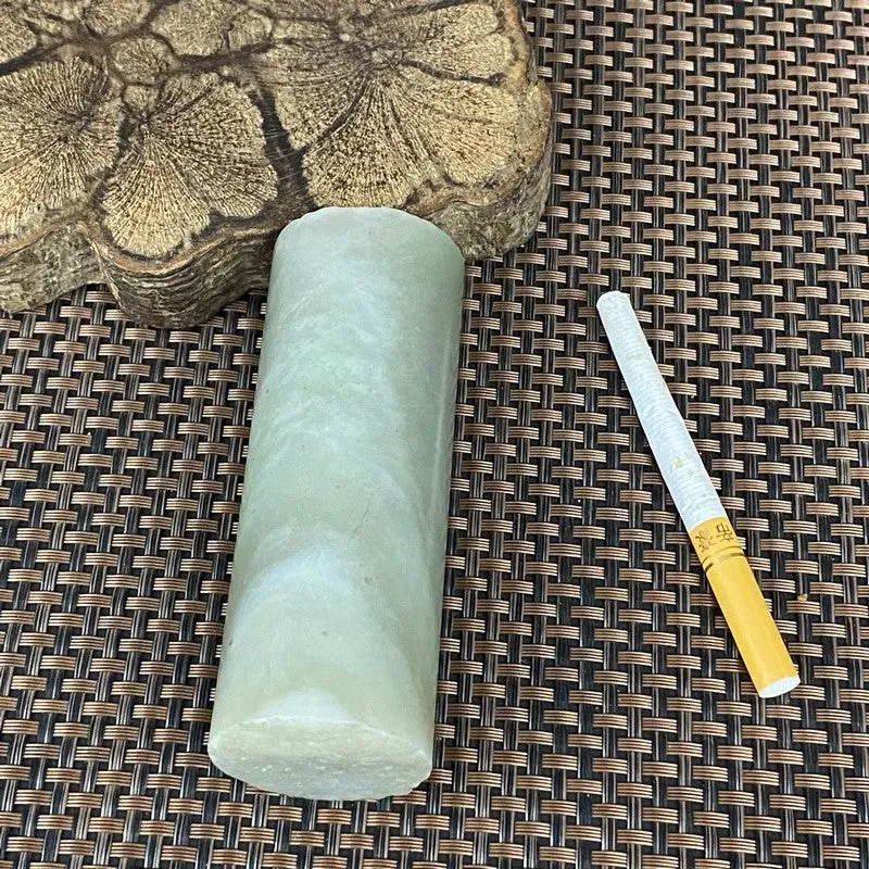 Natural Kunlun Jade Rough Nephrite Raw (303g,10X3.6cm)