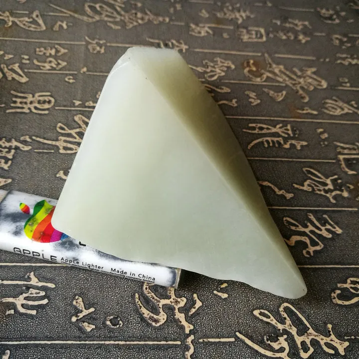 Natural Kunlun Jade Rough Nephrite Raw (371g, 8X8X5.5cm)