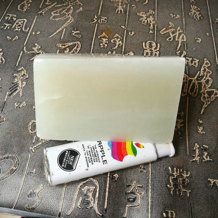 Natural Kunlun Jade Rough Nephrite Raw (415g, 8X6X4cm)
