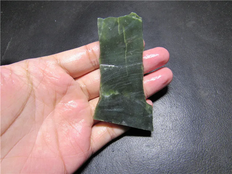 Natural Kunlun Jade Rough Nephrite Raw (48.46g, 85X42X8mm)