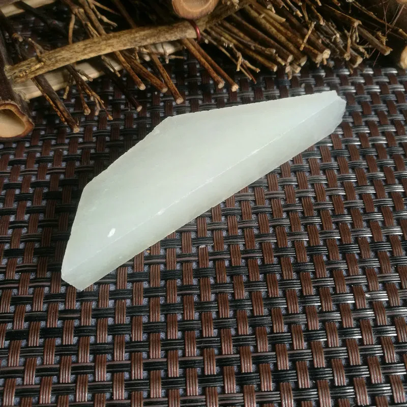 Natural Kunlun Jade Rough Nephrite Raw (52g,8.5X2.3X1.5cm)