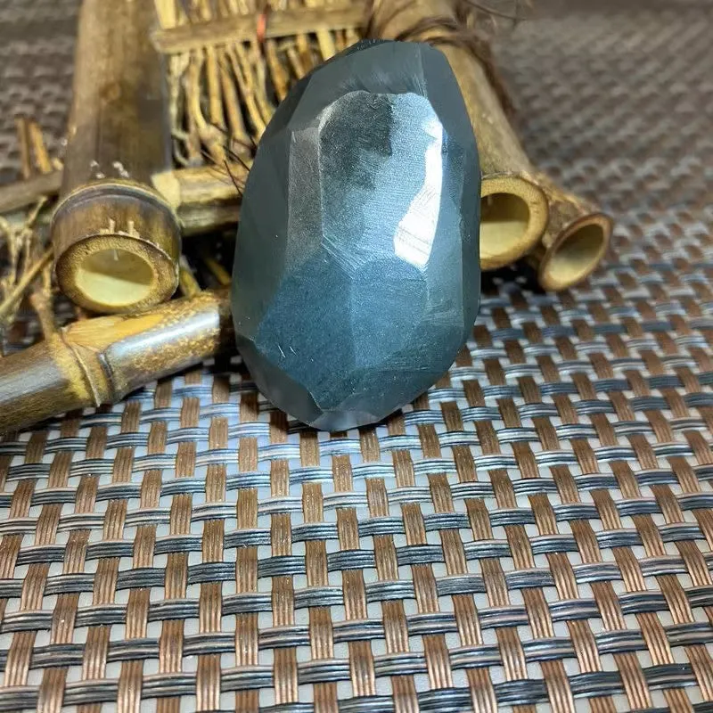 Natural Kunlun Jade Rough Nephrite Raw (55g,5.0X3.3X2.2cm)