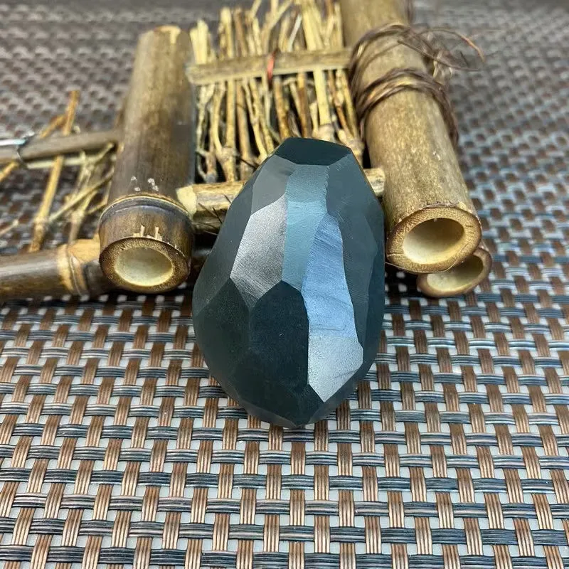 Natural Kunlun Jade Rough Nephrite Raw (55g,5.0X3.3X2.2cm)