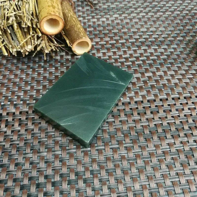 Natural Kunlun Jade Rough Nephrite Raw (5.5X4X0.8cm)